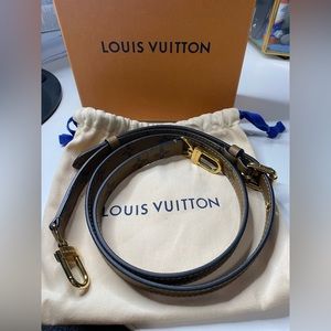 LV Reverse Monogram crossbody strap